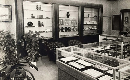 1970年創業の宝飾専門店