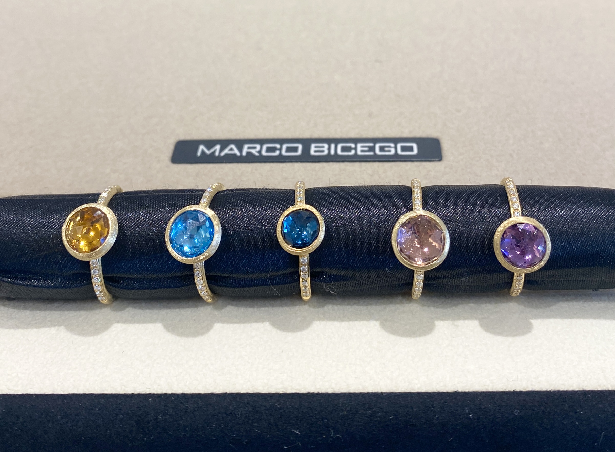 FASHION JEWELRY